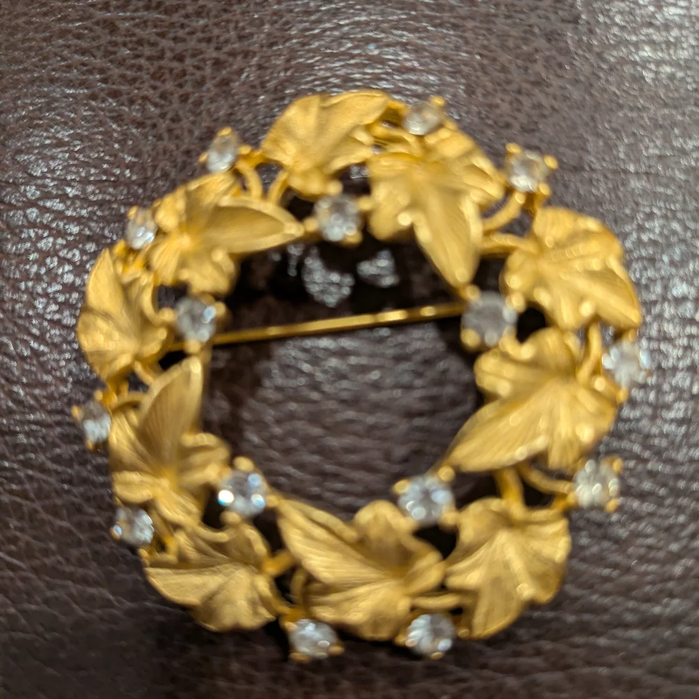 Gold Floral And Clear Crystal Wreath Brooch 2
